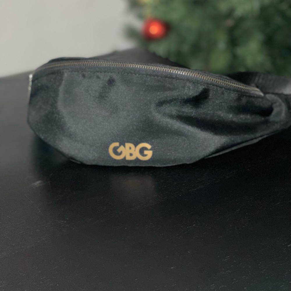 GBG Los Angeles Black and Gold Men's Bag